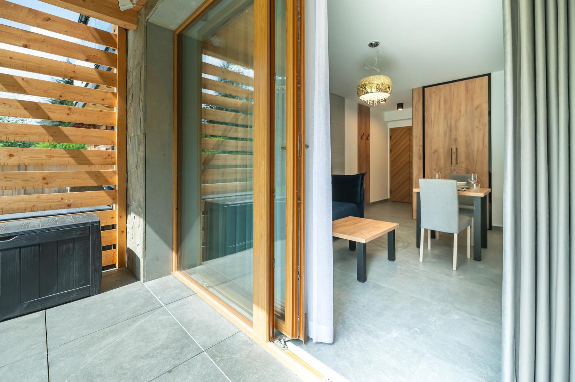 Tatra Square Apartments ザコパネ エクステリア 写真